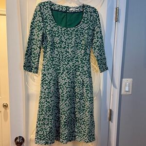 Boden Green and White 3/4 Sleeve Dress - 6R